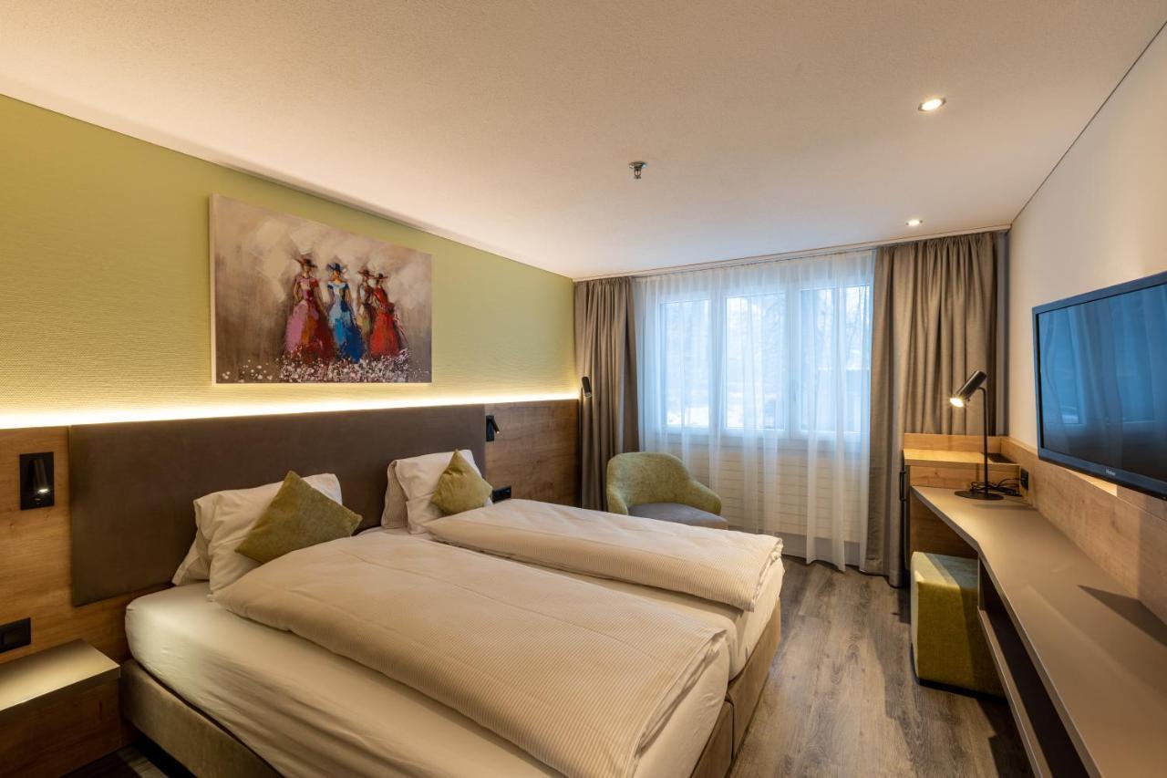 Hotel Flamatt Екстер'єр фото
