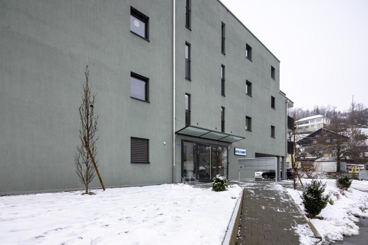 Hotel Flamatt Екстер'єр фото