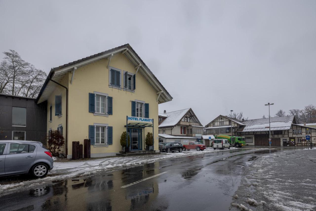 Hotel Flamatt Екстер'єр фото