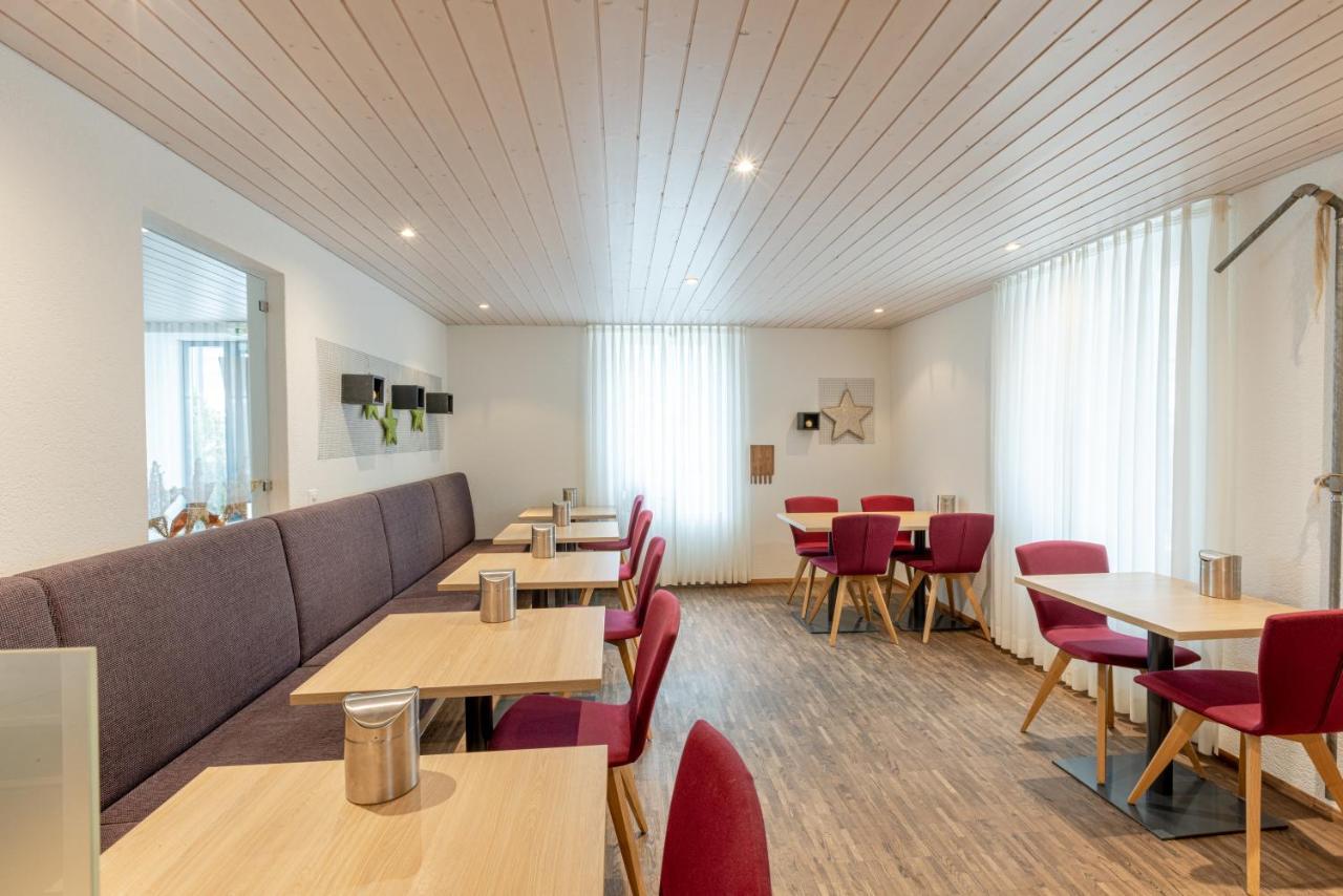 Hotel Flamatt Екстер'єр фото