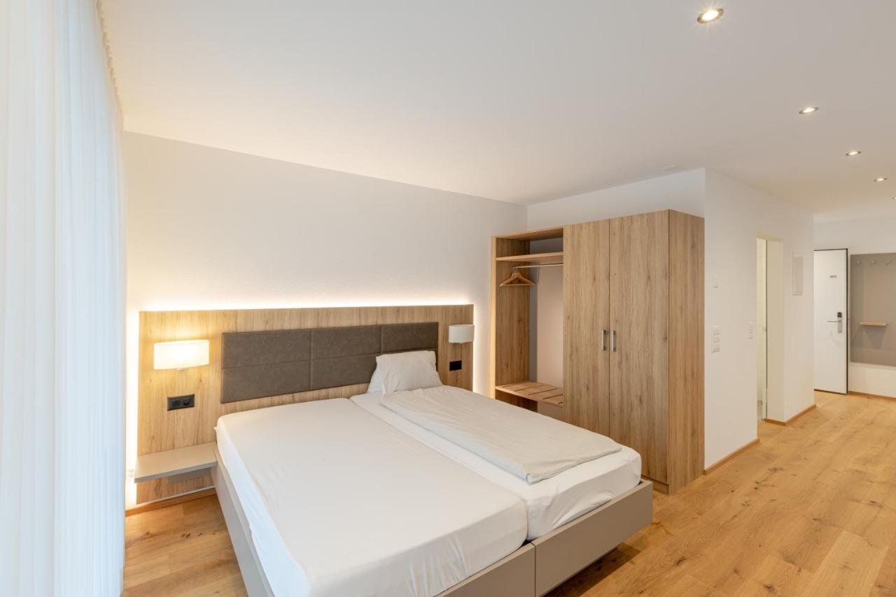 Hotel Flamatt Екстер'єр фото